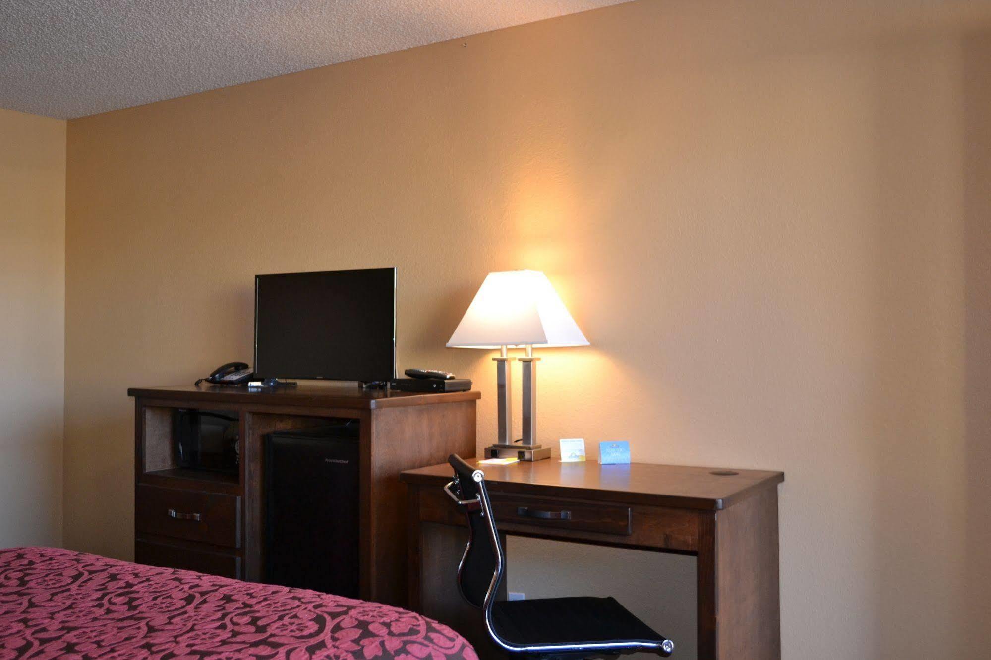 Days Inn Spokane Exterior foto